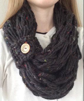 Arm Knitting Scarves Ideas 1