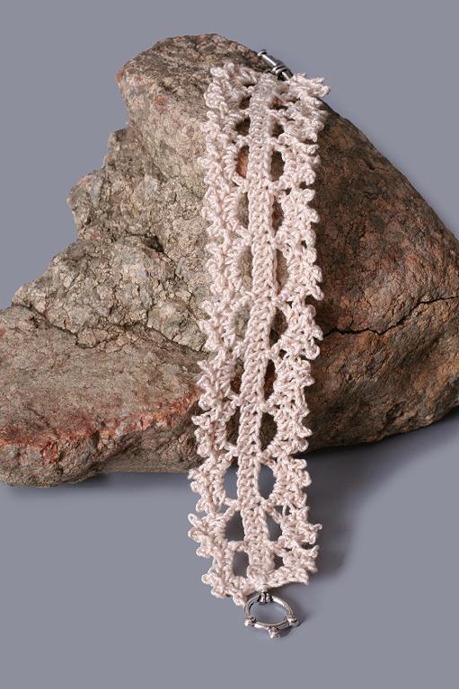 Crocheted-Jewelry-12