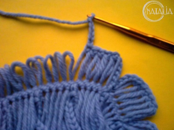 DIY-Crochet-Flower-with-Crochet-Fork-and-Hook10