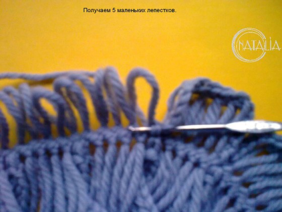 DIY-Crochet-Flower-with-Crochet-Fork-and-Hook11