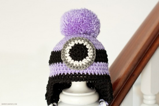 Evil-Minion-Crochet-Hat-Free-Pattern