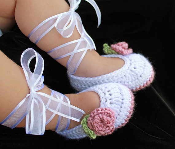 How-to-Crochet-Baby-Booties