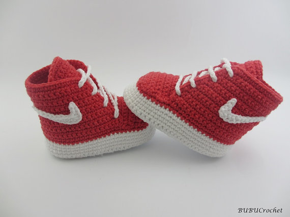 Nike-crochet-booties-red-and-white