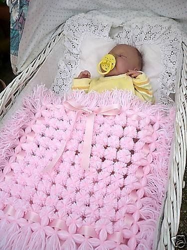 Pom Pom Baby Blanket 4