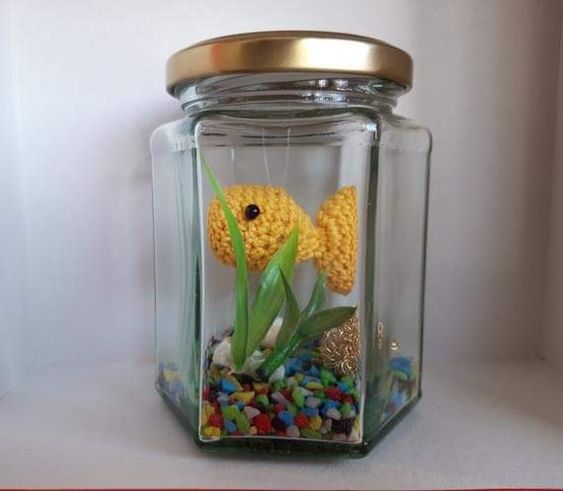 aquarium ideas made with crochet fish