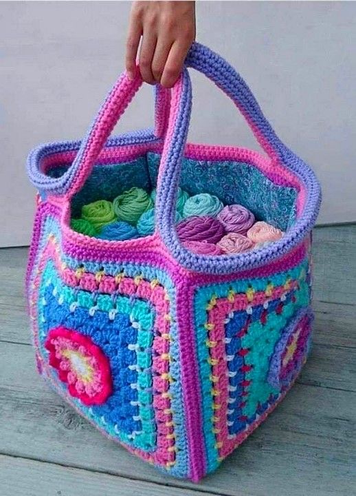 bag made with squares of crochet flowers 2