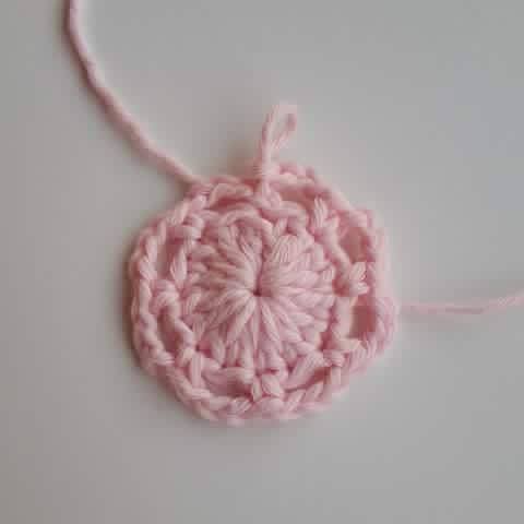 beautiful crochet flower step by step 4