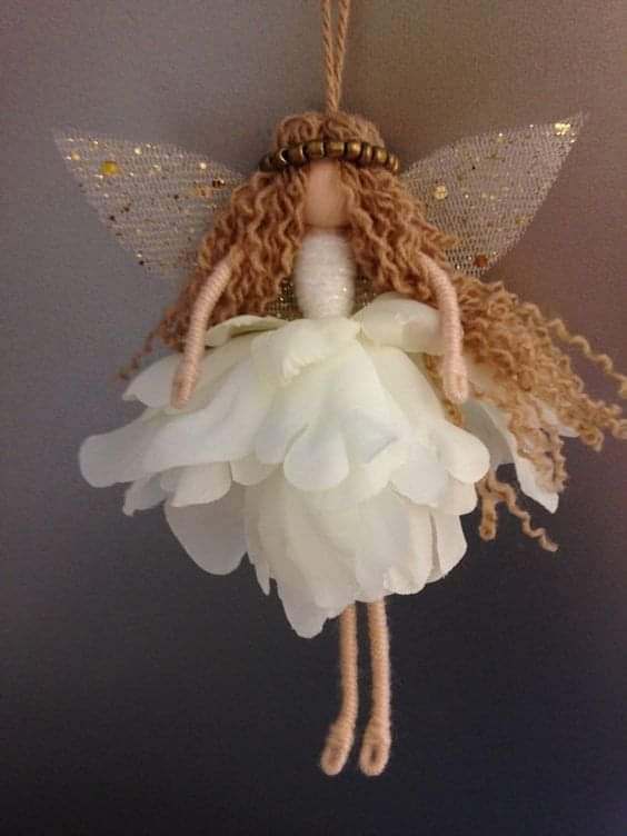 beautiful dolls made with wire and yarn 3