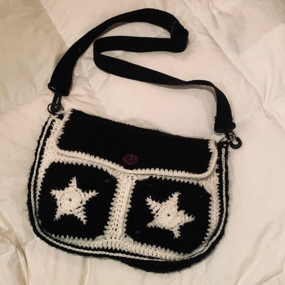 best crochet messenger bag ideas 6