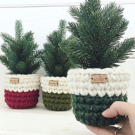 christmas crochet planter ideas 5