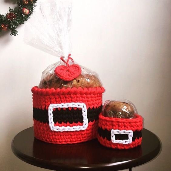 christmas crochet planter ideas 7