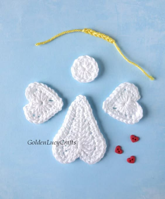 christmas decoration made with crochet hearts