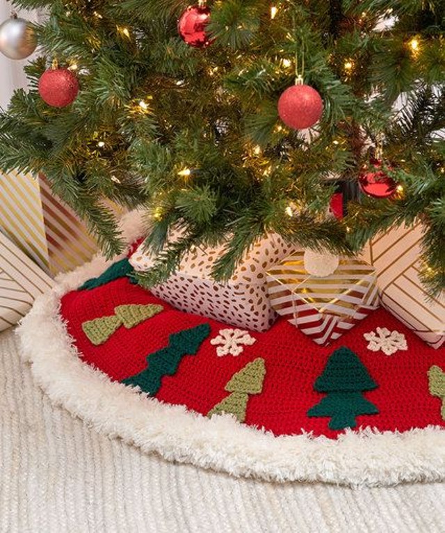 christmas tree skirt crochet 6