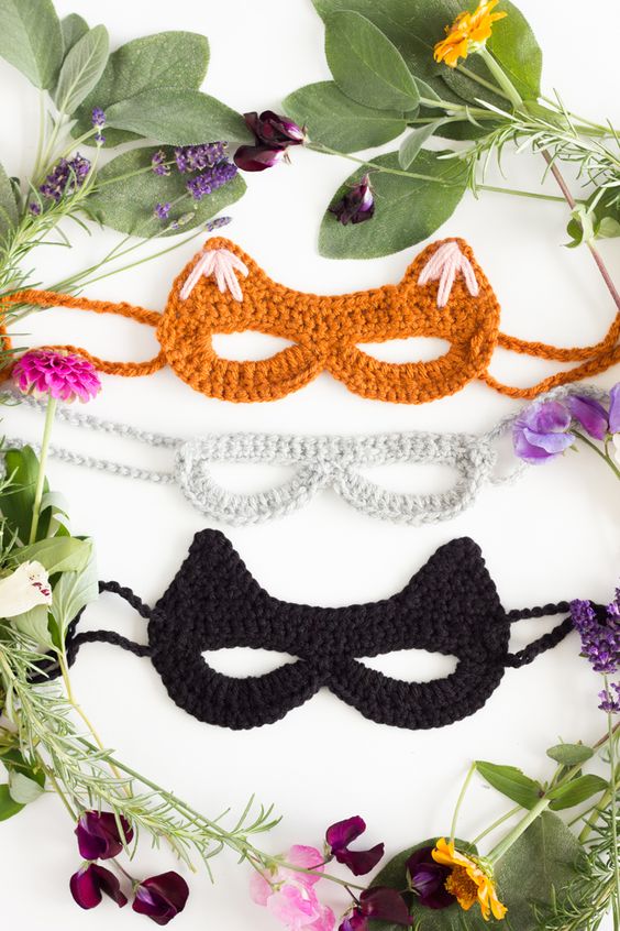 creative crochet party favors 18