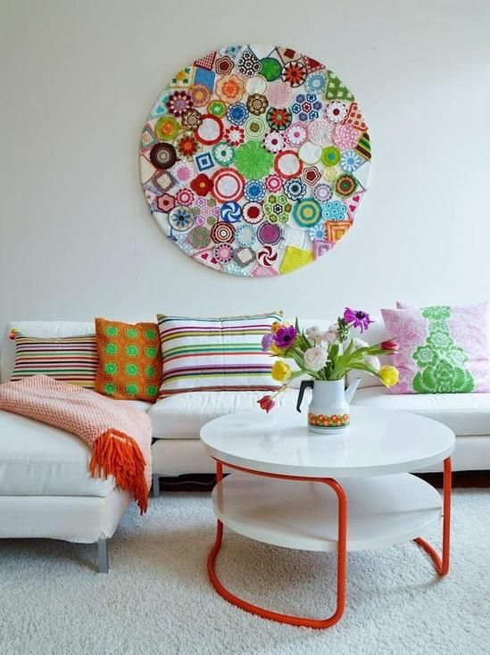 creative ideas for decorating the wall with crochet 3
