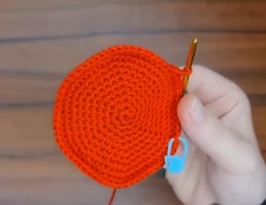 crochet apple with worm inside 2