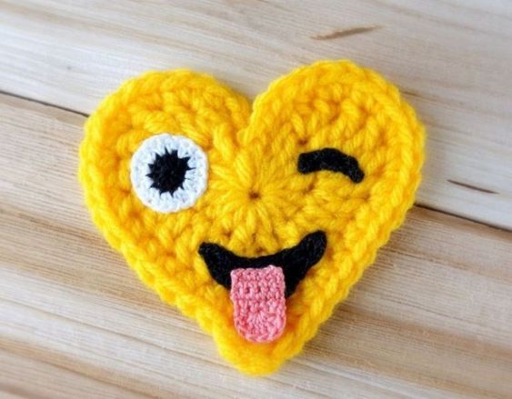crochet applique from hearts 4