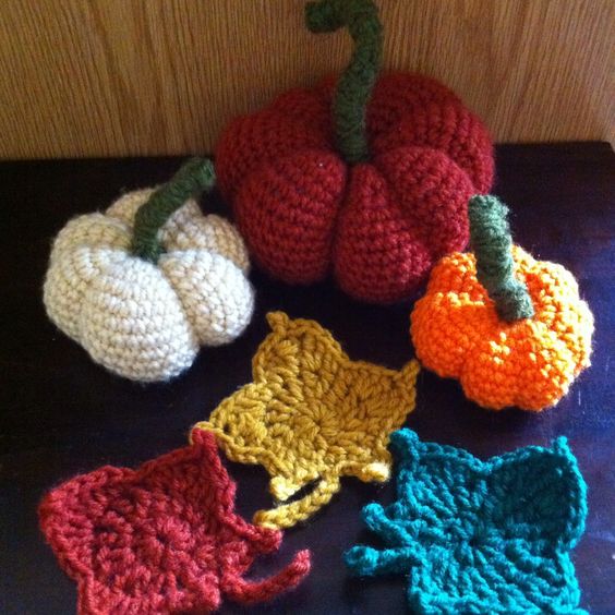 crochet appliques for autumn 2