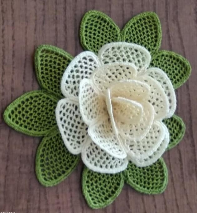 crochet beautiful open stitch flowers 9