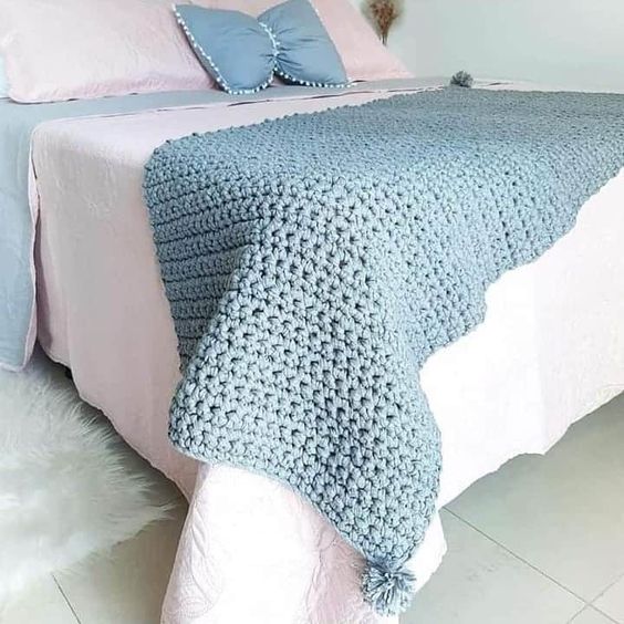 crochet bed runner blanket 2
