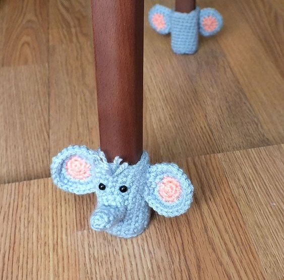 crochet chair and table foot protector