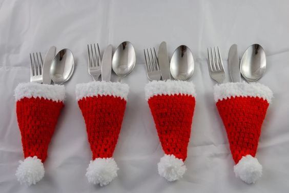 crochet christmas cutlery holders 5