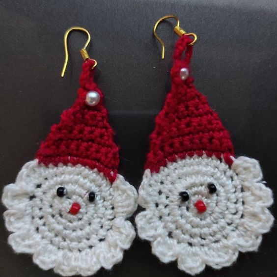 crochet christmas earring ideas 1