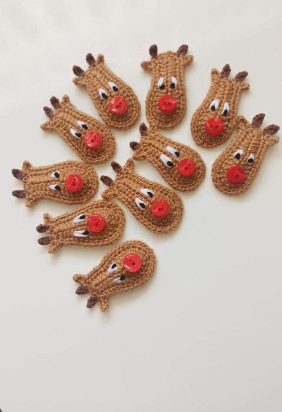 crochet christmas hair clips ideas 7