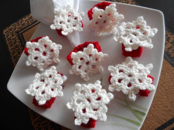 crochet christmas napkin ring ideas 3