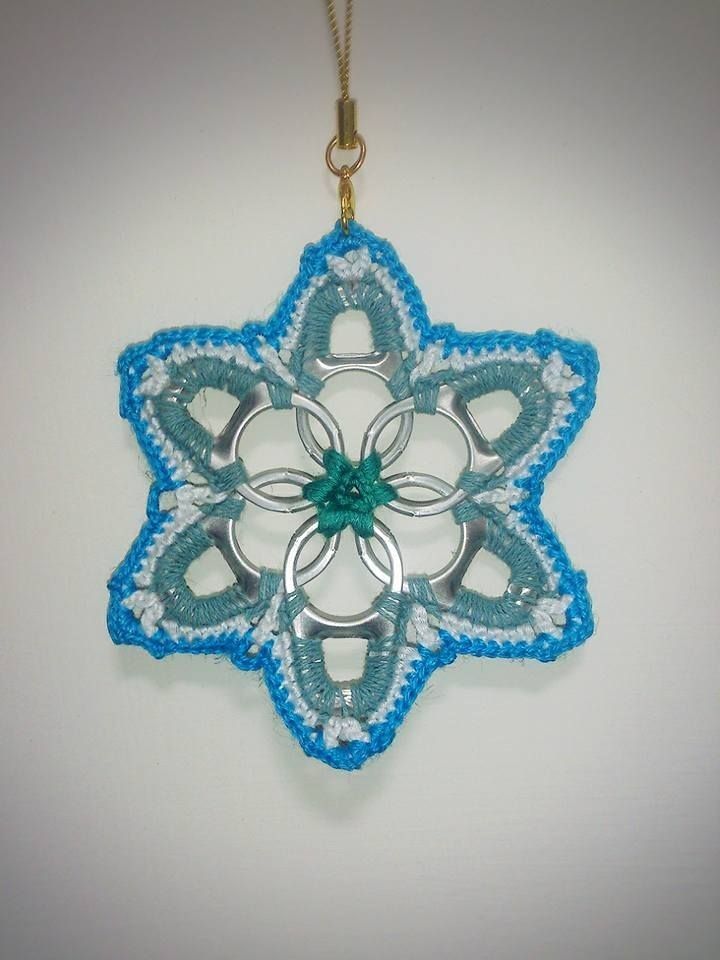 crochet christmas ornament on recycled can tab 1