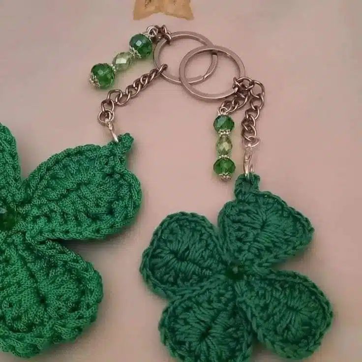 crochet clover keychains 2