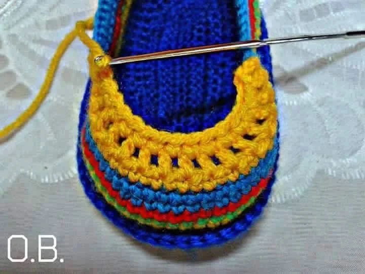crochet colored shoes for babies 9