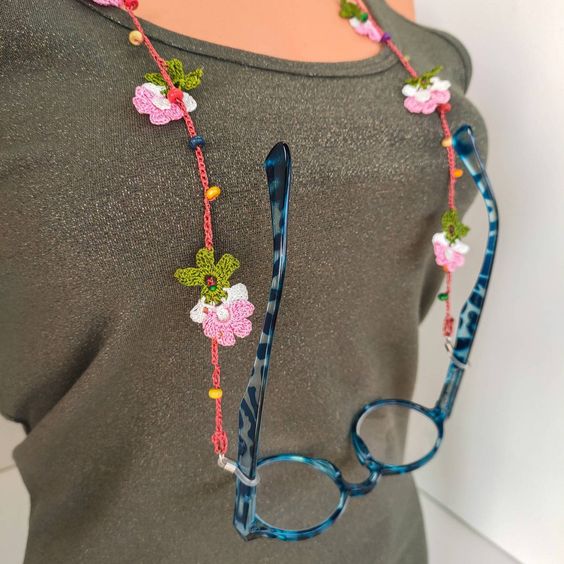 crochet glasses chain 5