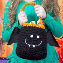 crochet halloween trick or treat bags 8