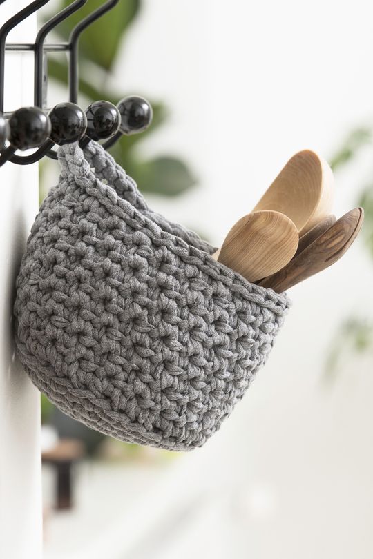 crochet hanging basket ideas 11