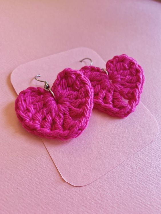 crochet heart earrings pattern 4