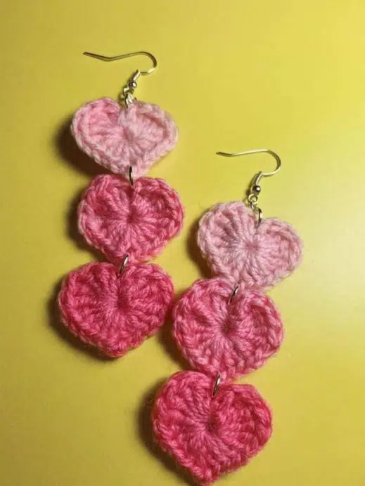 crochet heart earrings pattern