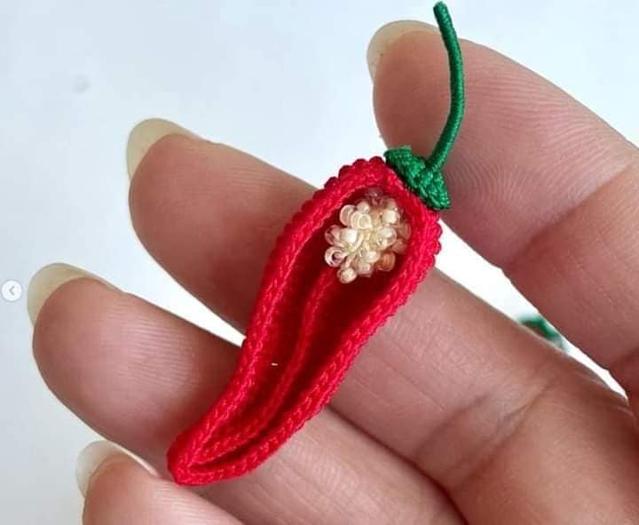 crochet hot pepper spicy 1