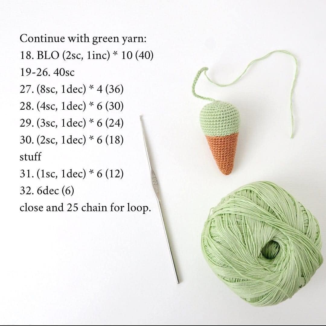 crochet ice cream keychain with tutorial 3
