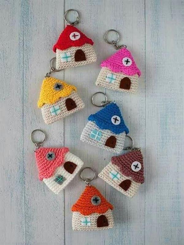 crochet keychain 11