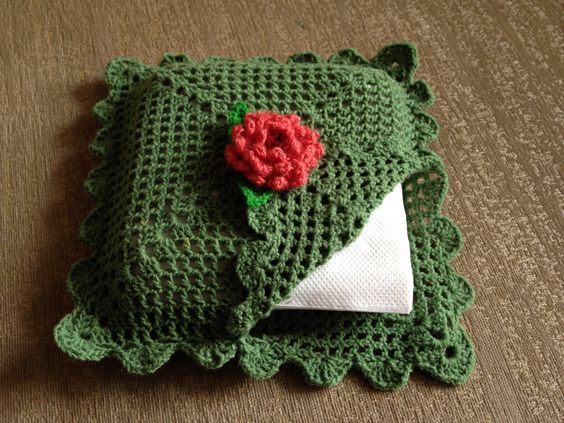 crochet napkin holders ideas 3