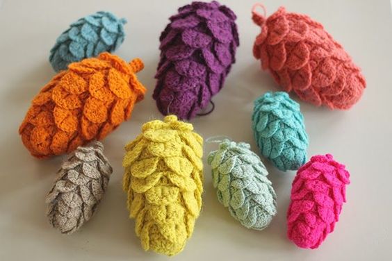 crochet pinecones tutorial ideas