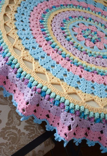 crochet round tablecloth tutorial and ideas 3