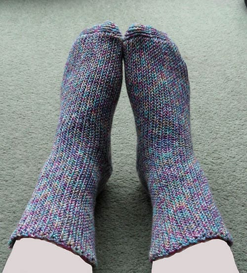 crochet socks youl need 4