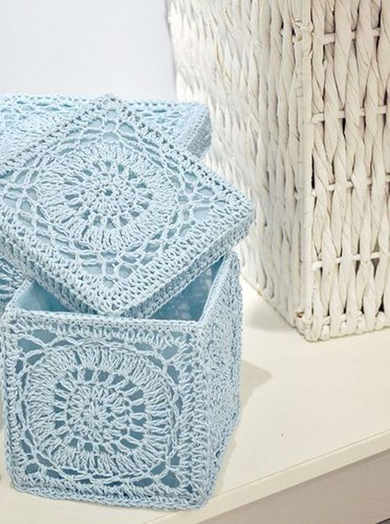 crochet square basket