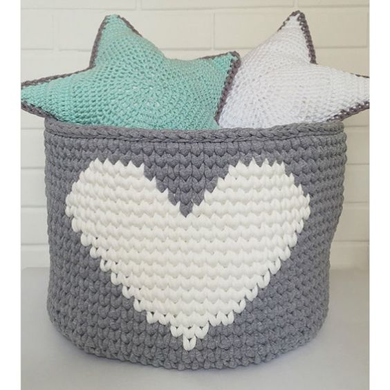 crochet storage baskets