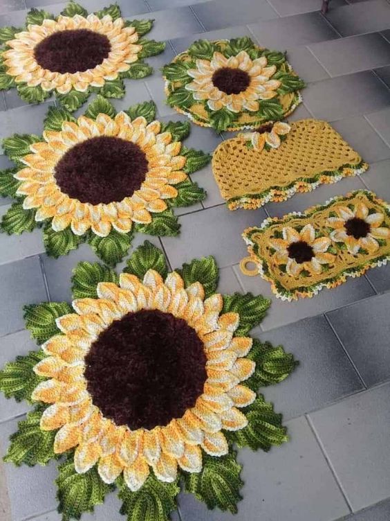 crochet sunflower bathroom set 2