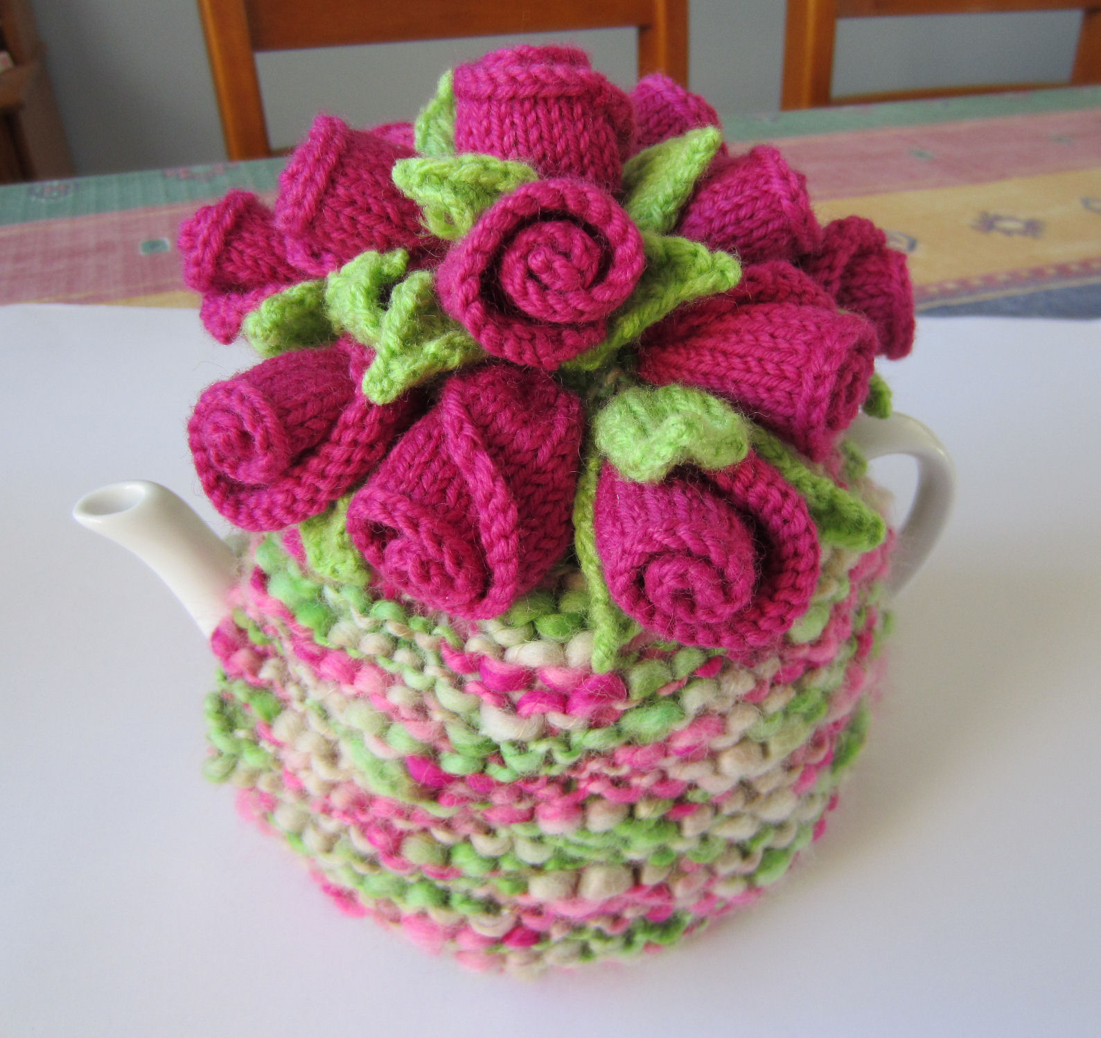 crochet teapot cover 1