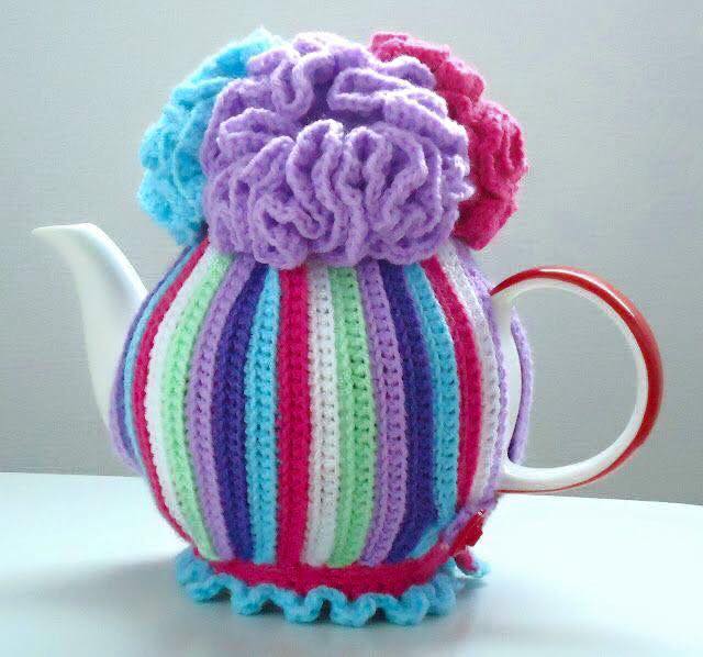 crochet teapot cover 8