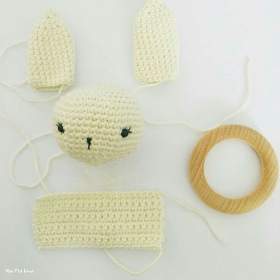 crochet teething ring for baby 3